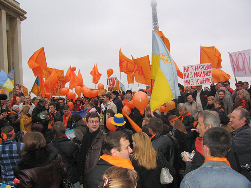 118_1843manif_28_11_2004_small