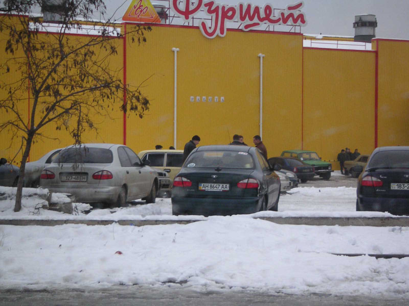 KIEV-YA-PICT0928-01
