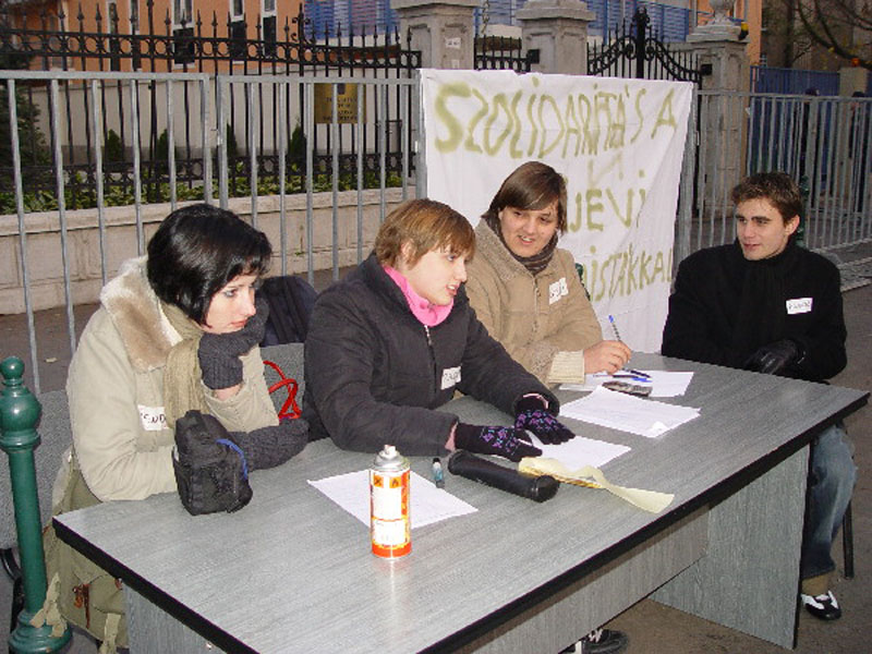 image02