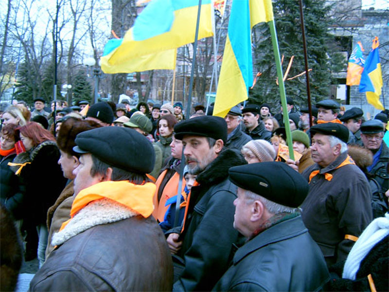 20041218143942_luhansk